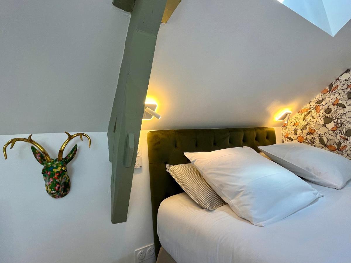 Cave Auger La Maison D'Hotes Restigne Екстер'єр фото