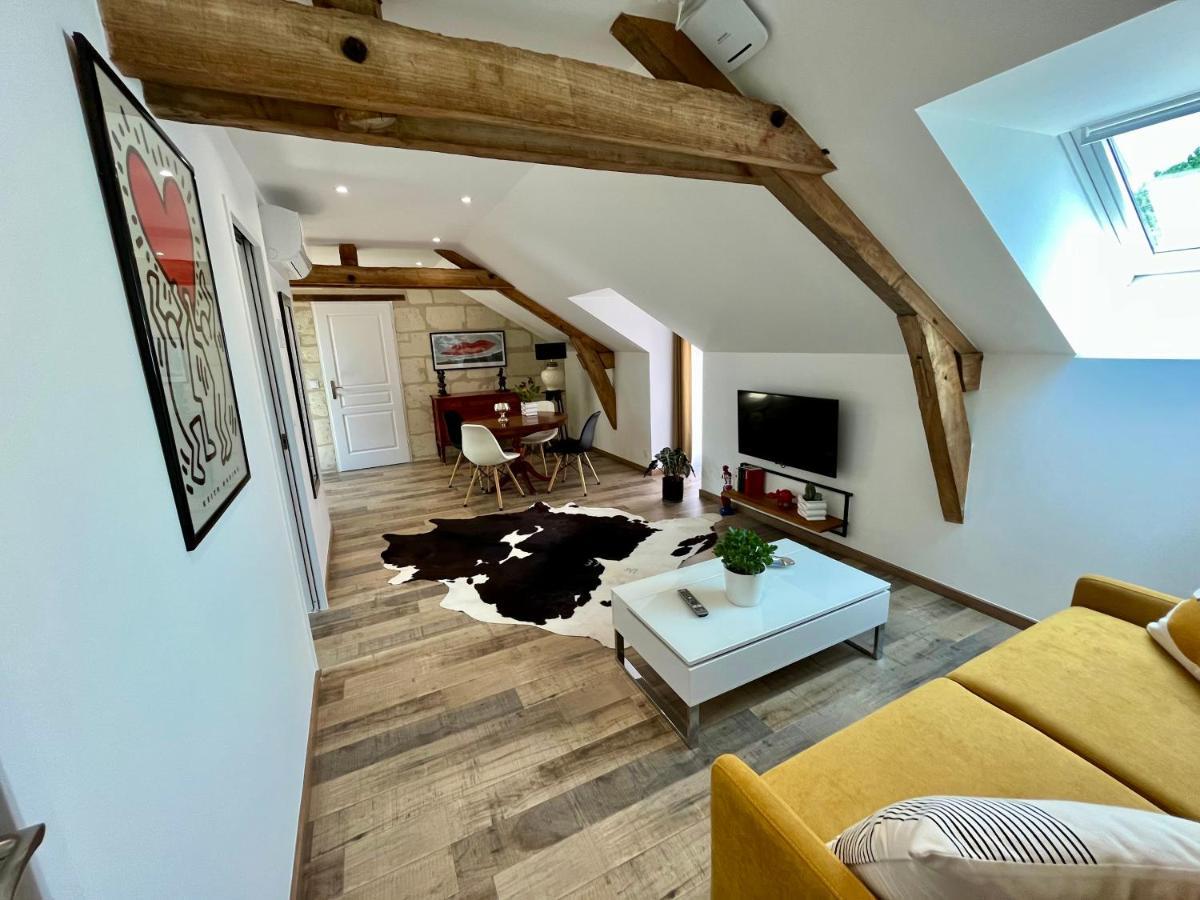 Cave Auger La Maison D'Hotes Restigne Екстер'єр фото