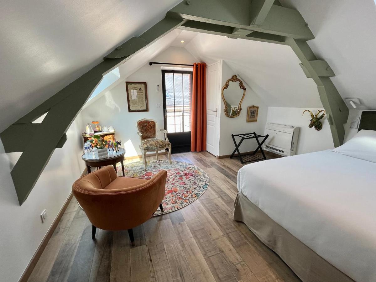 Cave Auger La Maison D'Hotes Restigne Екстер'єр фото