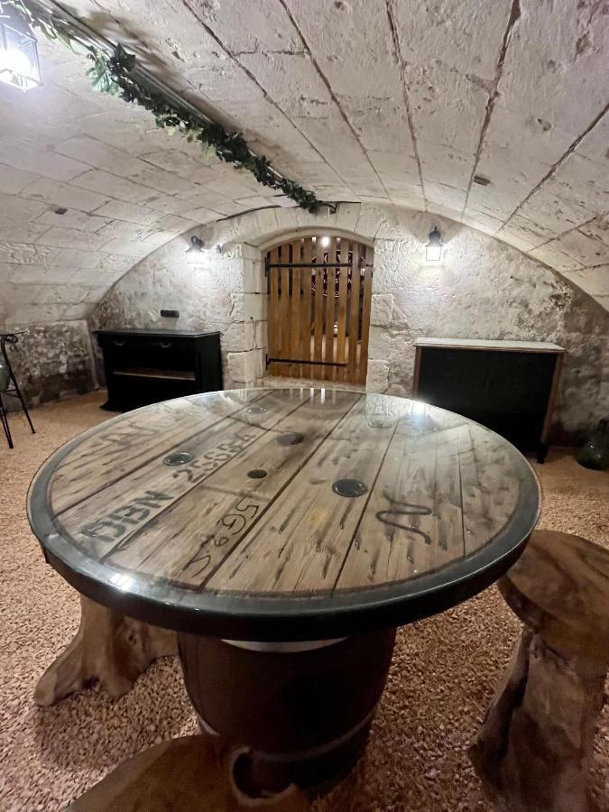 Cave Auger La Maison D'Hotes Restigne Екстер'єр фото