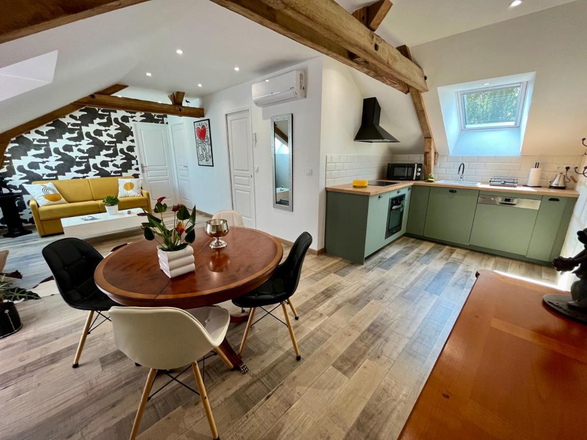 Cave Auger La Maison D'Hotes Restigne Екстер'єр фото