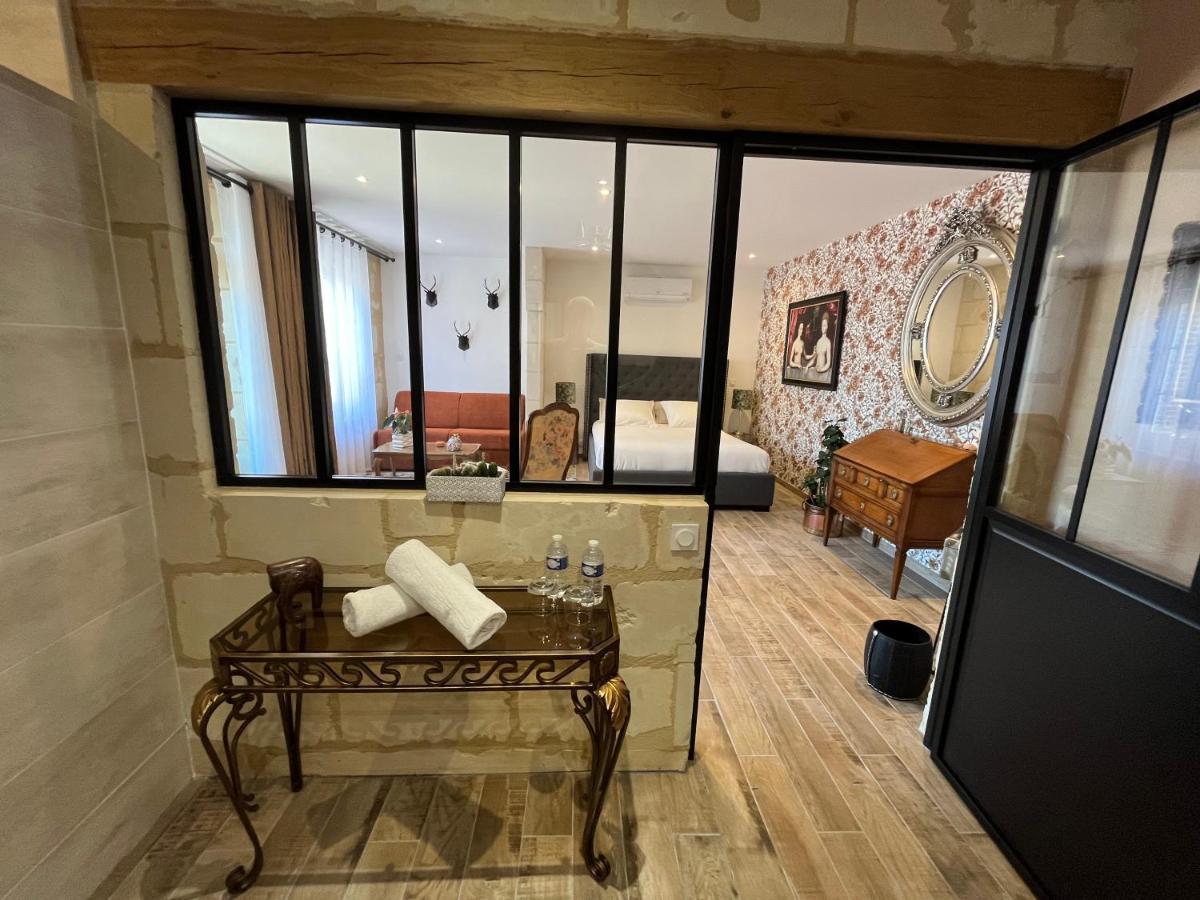 Cave Auger La Maison D'Hotes Restigne Екстер'єр фото
