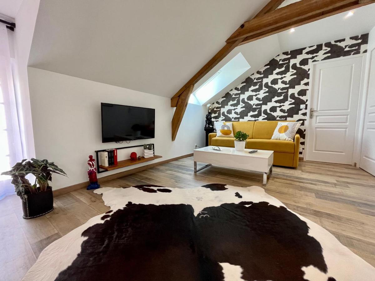 Cave Auger La Maison D'Hotes Restigne Екстер'єр фото