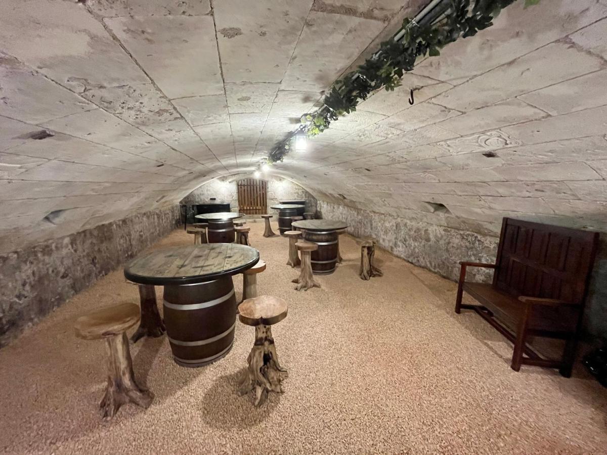 Cave Auger La Maison D'Hotes Restigne Екстер'єр фото
